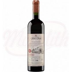 Красное вино "Codru" Cricova 10,5 % алк. 0.7l